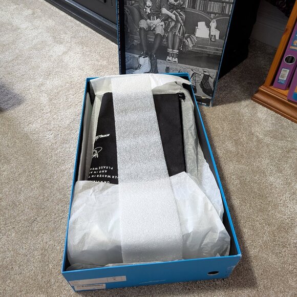 John Fluevog - Carol Boot (US 9) - Picture 7 of 8